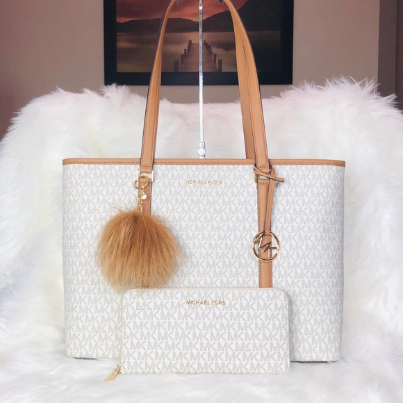 Michael Kors Handbags - 3PCS Michael Kors Large Sady Tote Wallet Charms